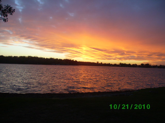 october evening on atwood lake 022.jpg